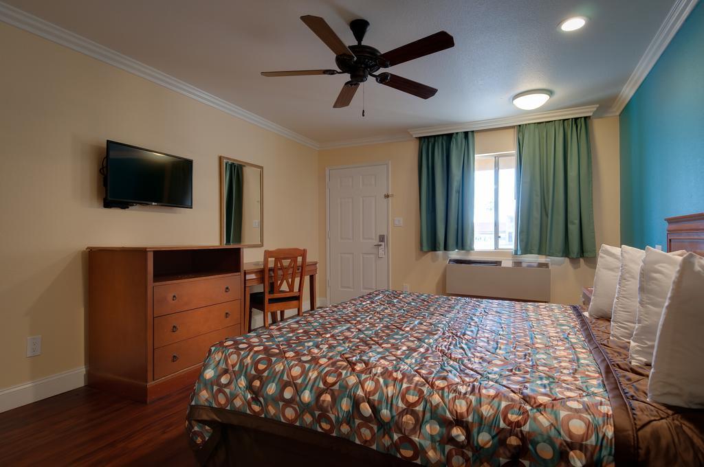 Vagabond Inn Buttonwillow I-5 Exit 253 贝克斯菲尔德 外观 照片
